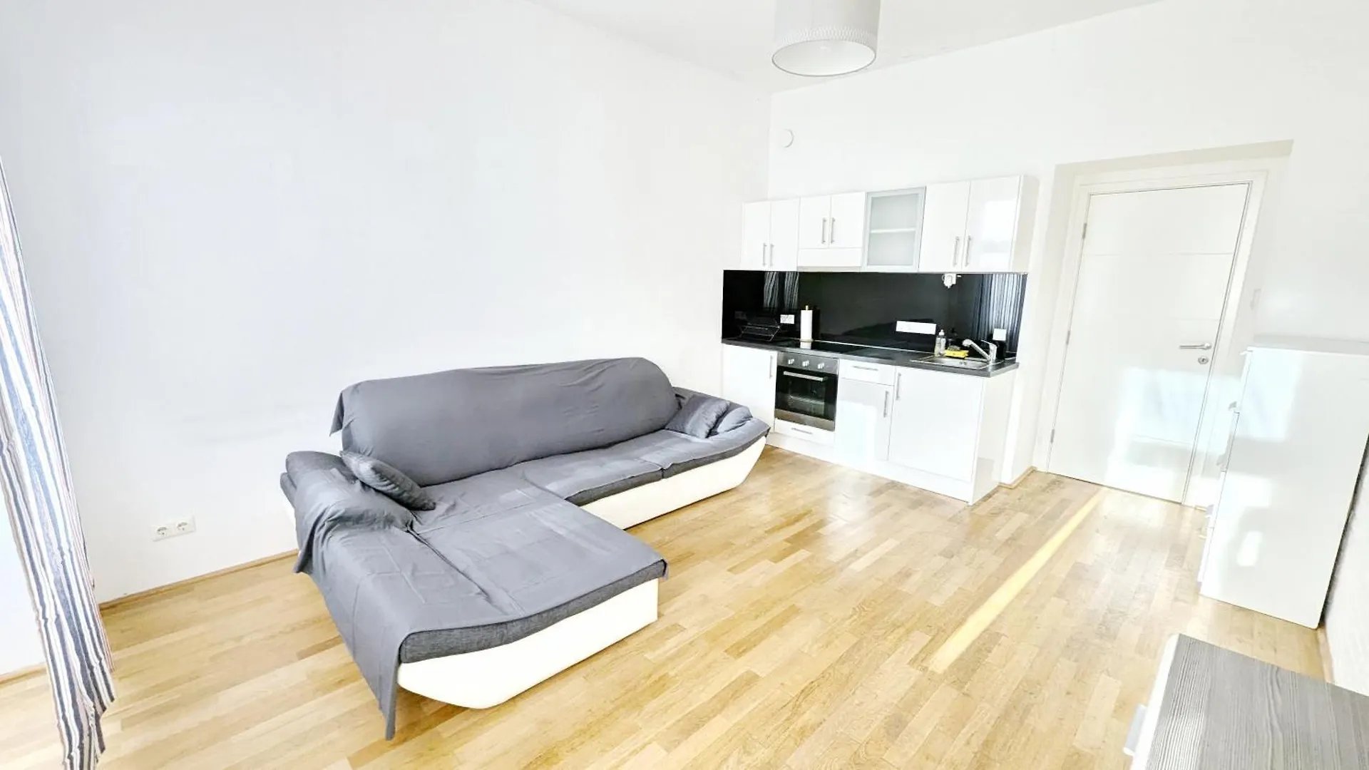Apartment Cozy Apartment- 5 Minutes To Danube River Vienna
