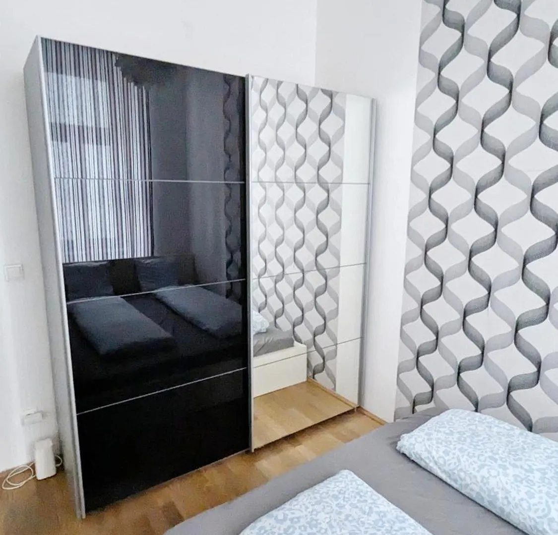 Apartment Cozy Apartment- 5 Minutes To Danube River Vienna Austria